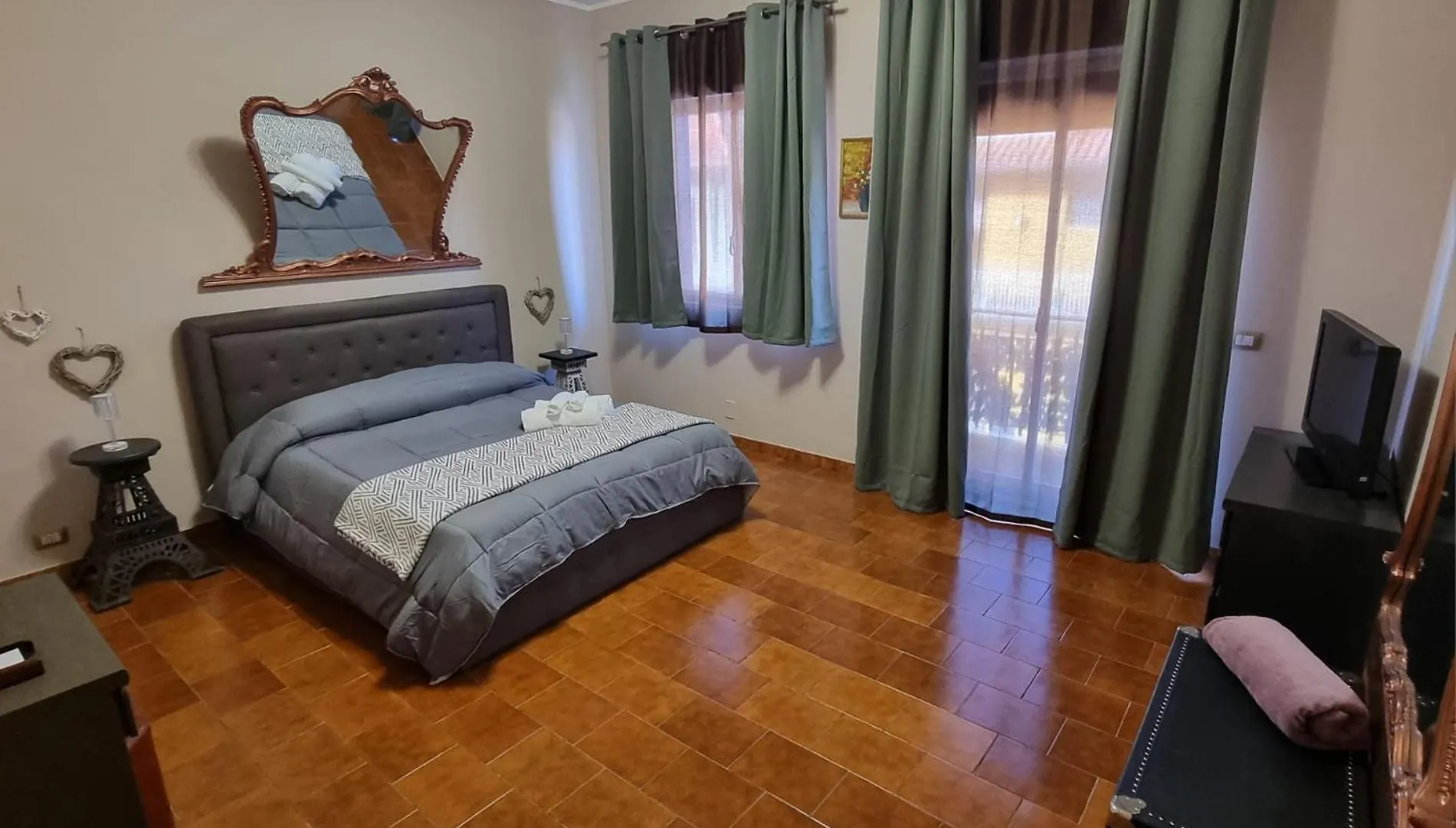 Vintageco. Apartments Motta SantʼAnastasia